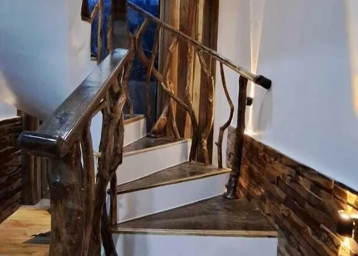 The Trick Hostal Basdiot