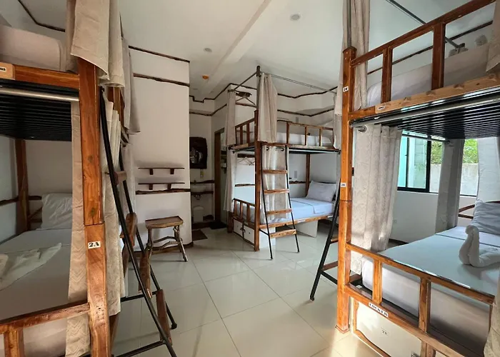 Hostal The Trick *